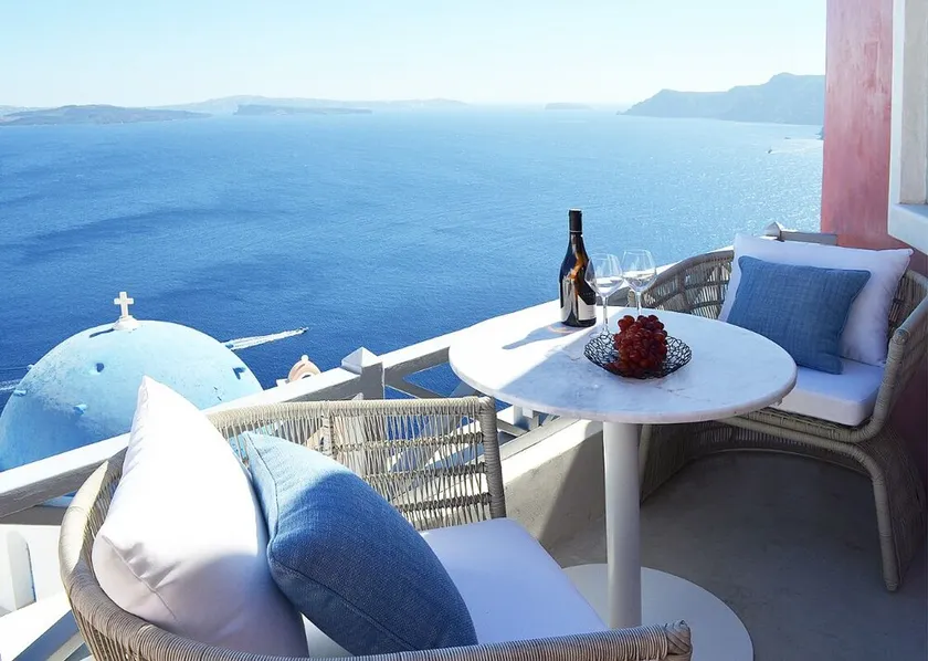 Bubble Suite Santorini - Image 1