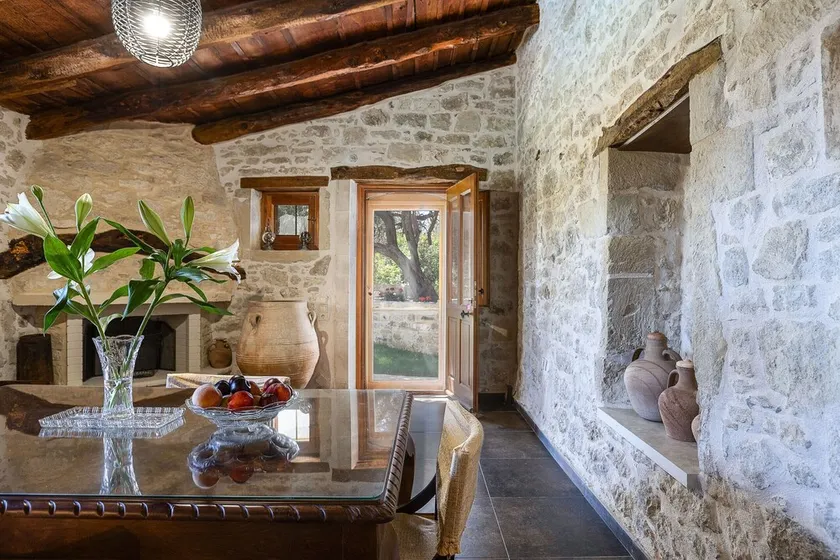 Laga1577 Traditional Stonehouse Villa - Image 1