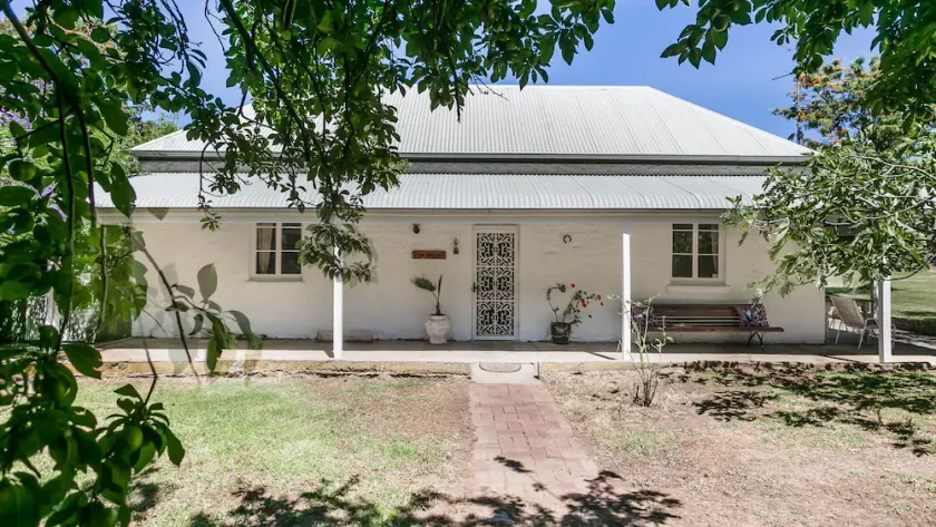 51 Wattle Flat Road - Image 1