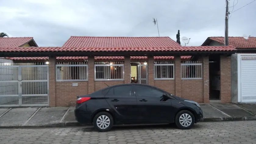 CARAGUATATUBA HOUSE WITH 4 BEDROOMS 5 MINUTES FROM PALMEIRAS BEACH, 5 FROM CIGARRA! - Image 1