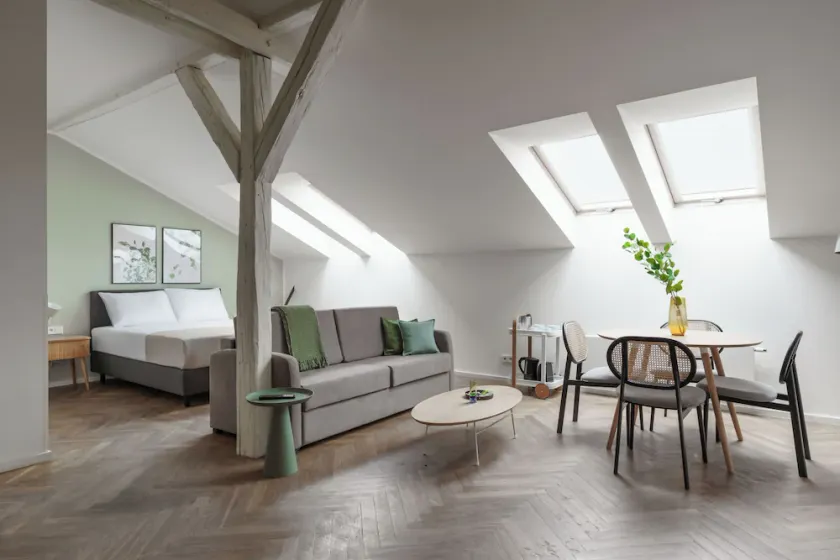 Limehome Prague Múza - Image 1