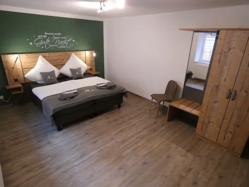 Neuendorf Hillside Haven - Image 1