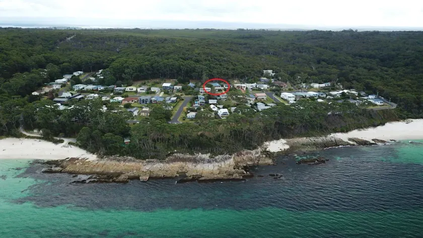 Tiptoe Hyams Beach - Image 1