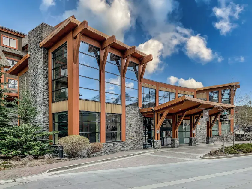 2 Bedroom Condo .Pool .Hot Tub .Gym .Spa - Image 1