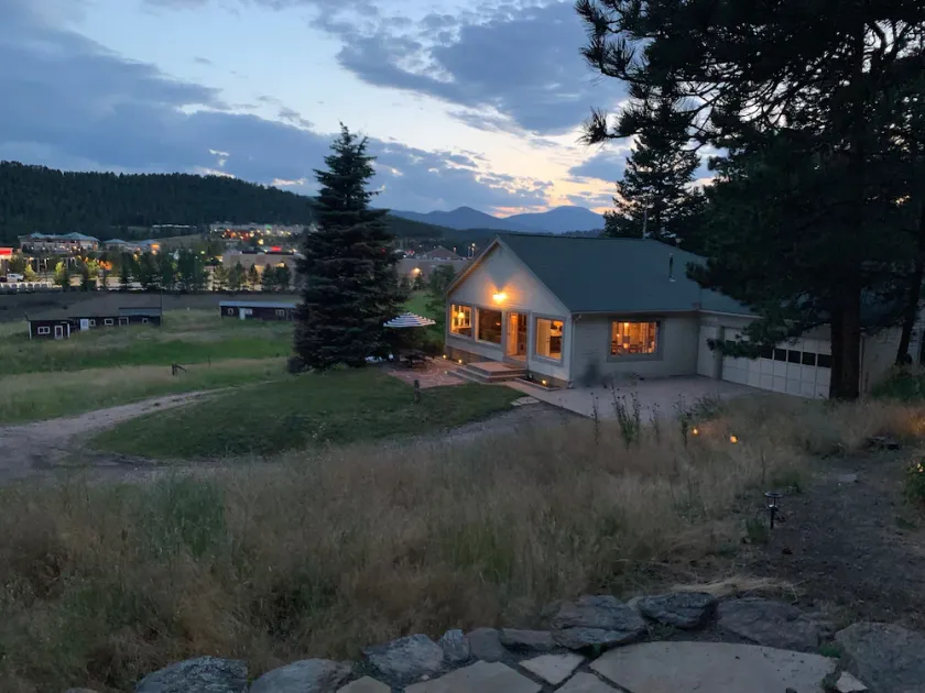 cozy North Evergreen cottage on 5 acres - Image 1