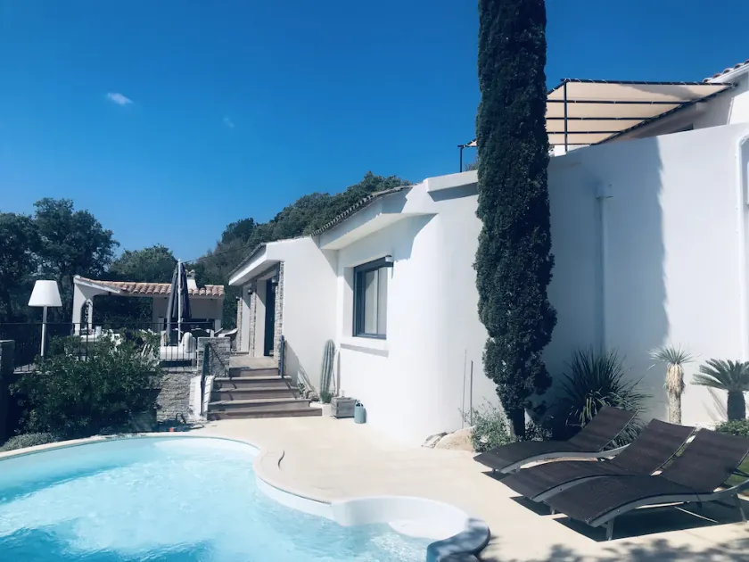 Luxusvilla von 250m2 mit Blick auf den gesamten Golf von Porto Vecchio - Image 1