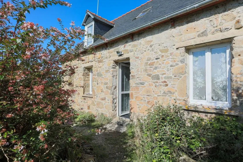 Maison pêcheur vue mer - Image 1