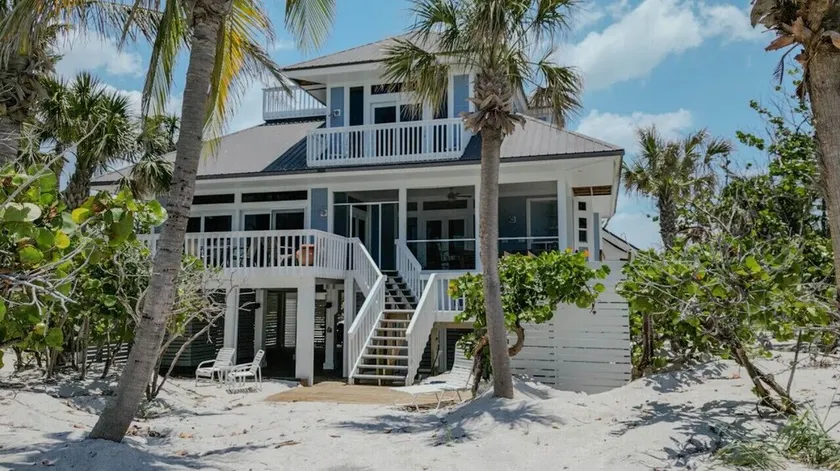 109-Manatee Manor: 4 BR / 4 BA fritidshus i North Captiva, 8 sovplatser - Image 1