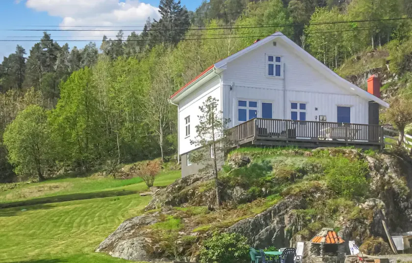 4 Bedroom Amazing Home In Sannidal - Image 1