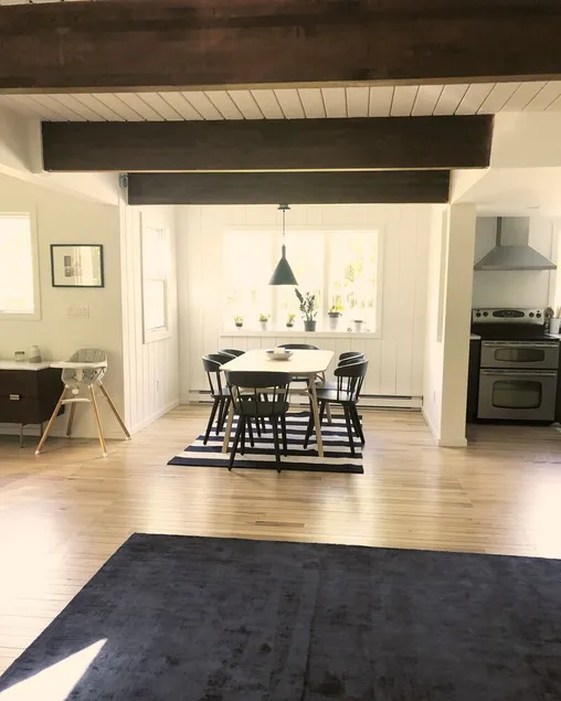 Narrowsburg Farmhouse Getaway  - Image 1
