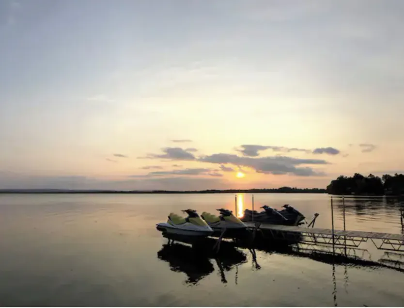 Lux Lakefront Home + 3 Rustic Cabins - Sleeps 20 - Image 1