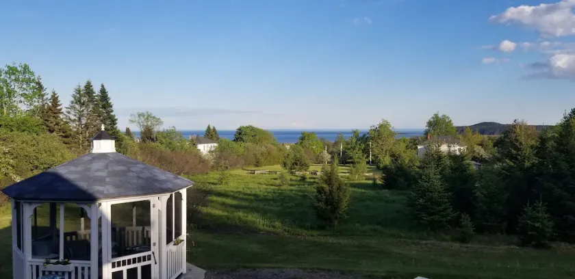 Escape to a Home with a View - Image 1