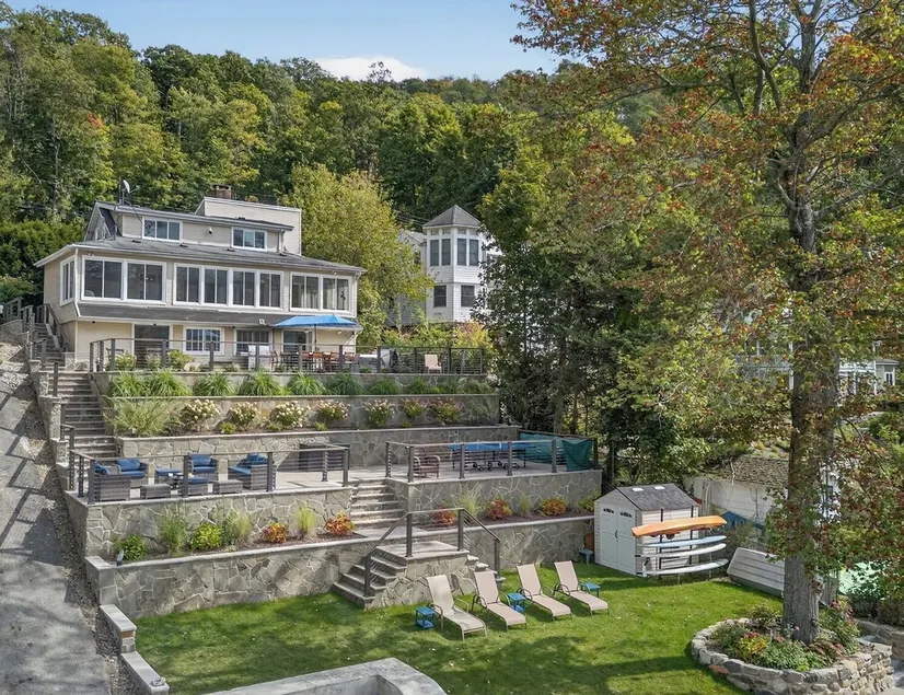 Am See - HotTub, Gameroom, Bar, White Sand Beach, Stadtansichten und 15 Morgen - Image 1