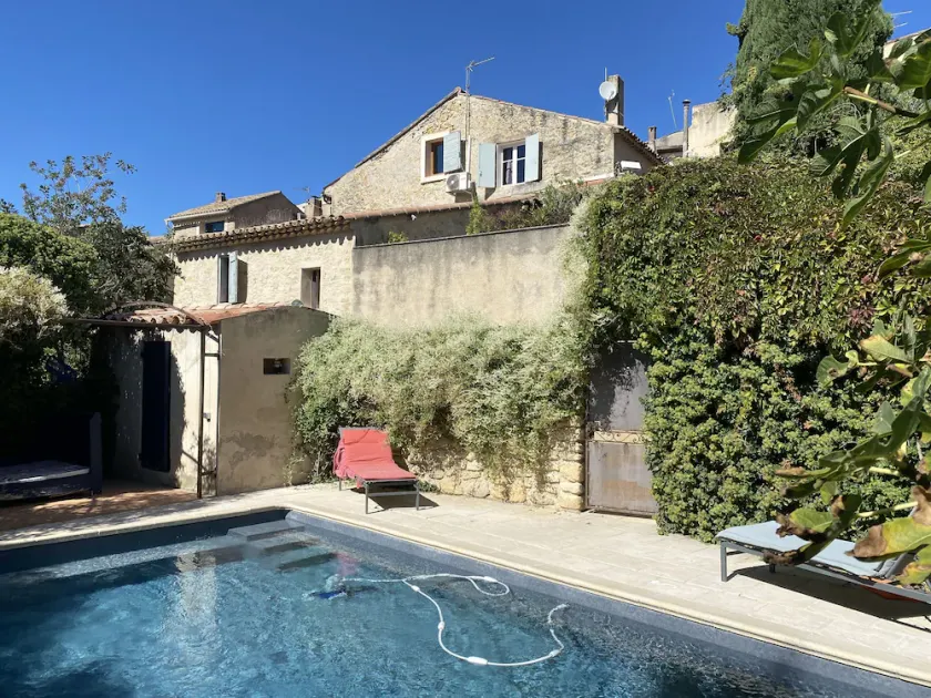 Casa de vila com piscina em uma das mais belas aldeias da França - Image 1
