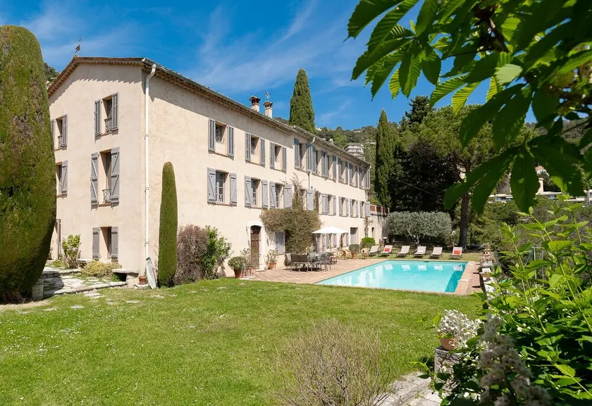 Très belle maison historique à Grasse, Côte d’Azur, entre mer et montagne. - Image 1