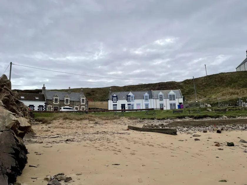 Modern Fisherman's Cottage with Stunning Uninterrupted Views of the Moray Firth - Image 1