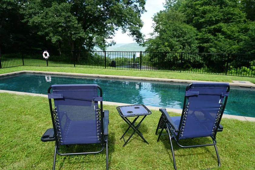 Charming Cooperstown country house with views of Lake Otsego - Image 1