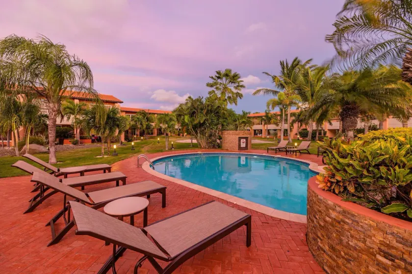 3 bedroom townhome close to beach! Great for family - Image 1