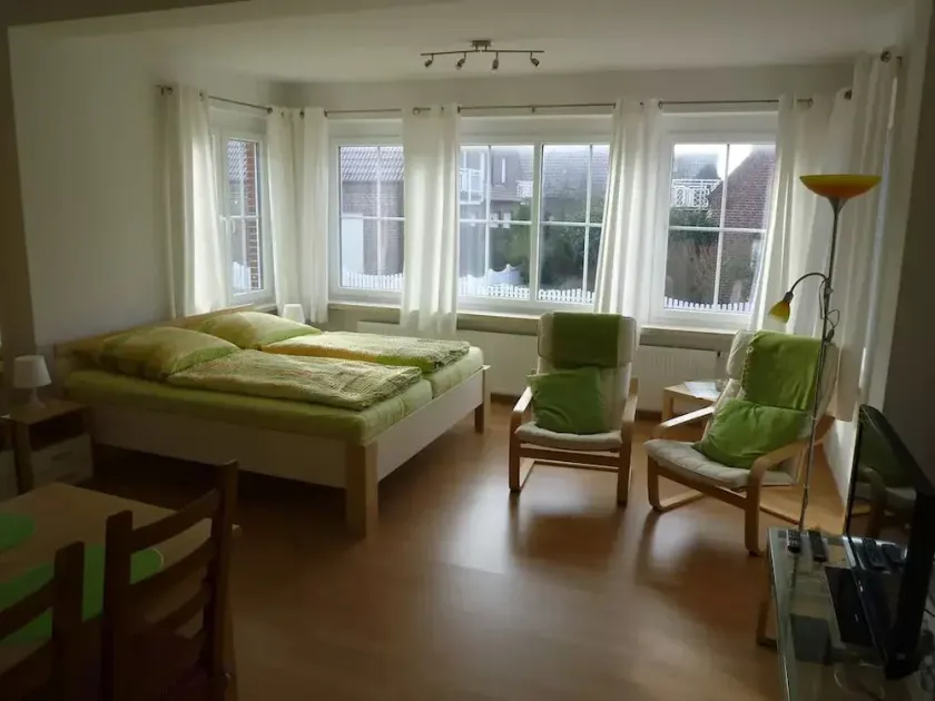 Haus Amrum - Located east village on the dunes: FeWo2 *look, book, experience* - Image 1