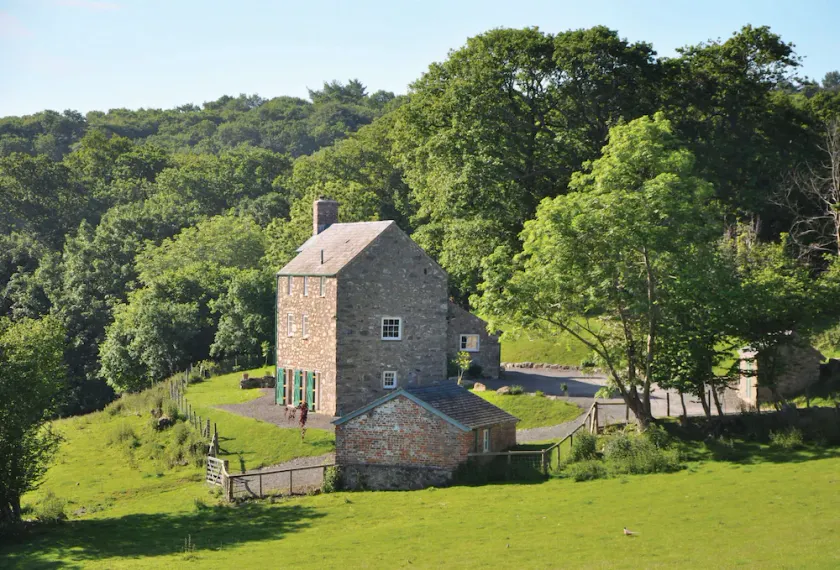 Lletty & Annexe - Image 1