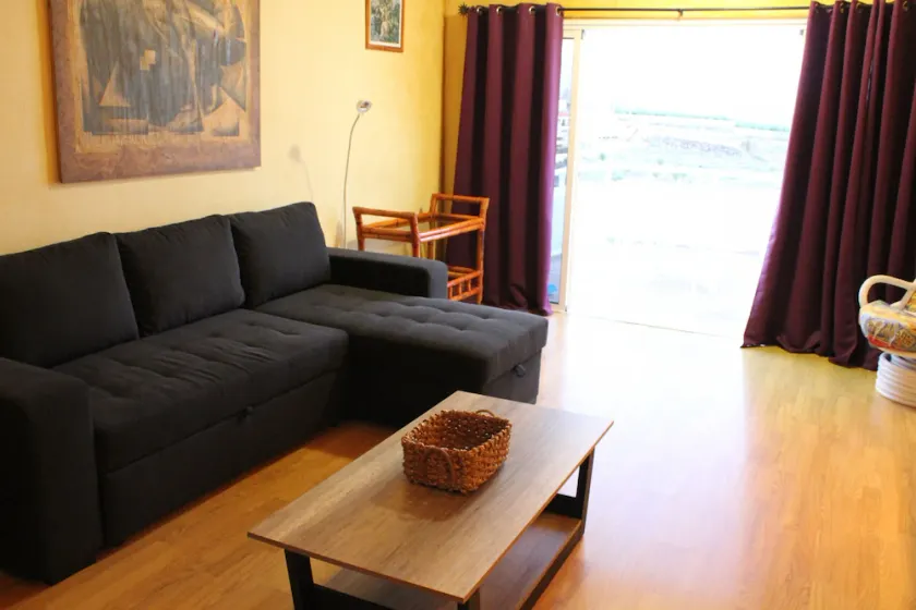 Acogedor apto. terraza, BBQ y vistas al mar. WIFI - Image 1