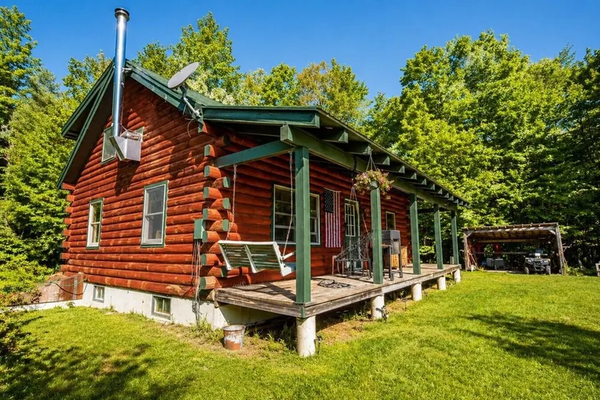 Off-Grid Adventure Cabin | Peakaboo Mountain Views - Image 1