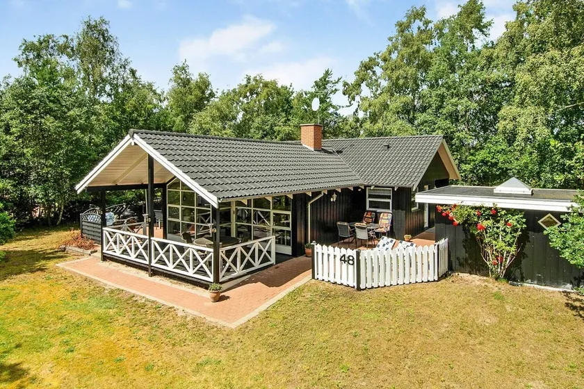 5 star holiday home in Hadsund - Image 1