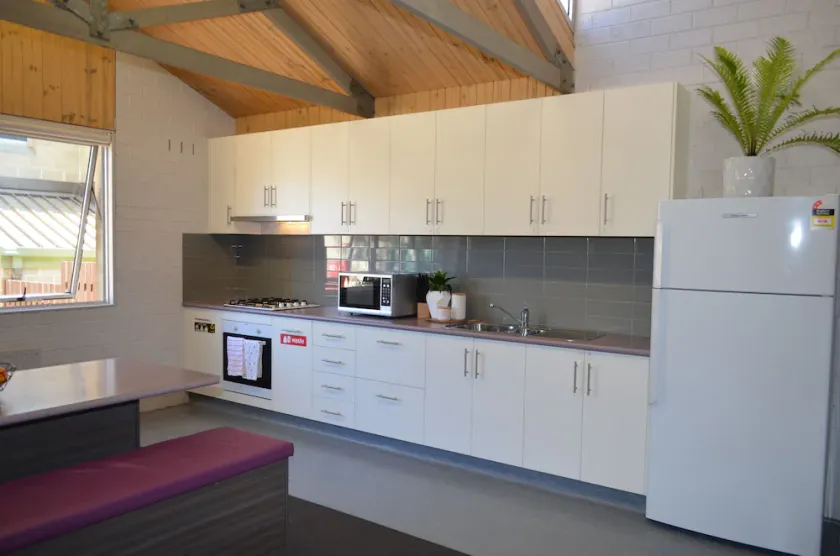 Mt Helen Accommodation - Ideal for large groups and short stays - Image 1
