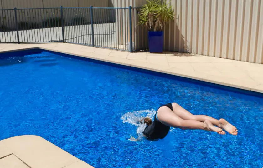 128 The Esplanade - Sea views in Robe - Image 1