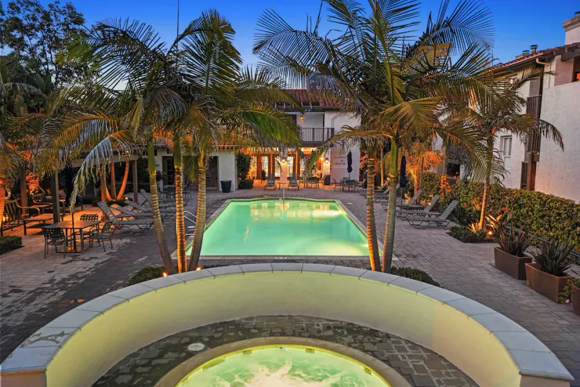 Close to Beach w/ Patio & Resort Amenities The Point at Corniche by Avantstay Str16-0458 - Image 1