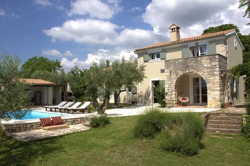 Feriehus Franciska * 3000 m2 have med olivenlund, privat pool - Image 1