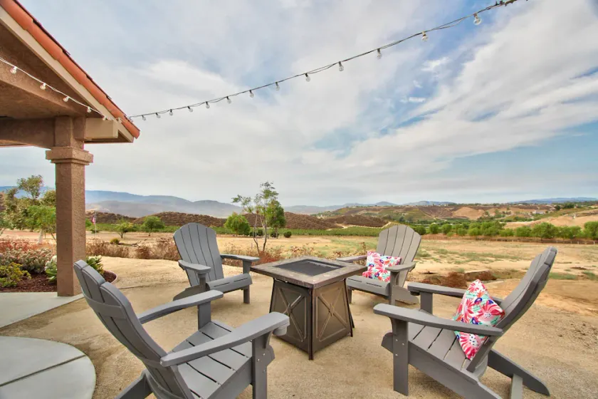 10 acre Wine Country Retreat with the most spectacular views in the valley.  - Image 1
