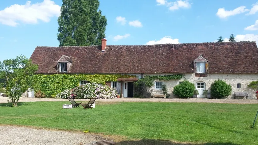 Old 16th century farmhouse completely renovated, quiet and wide open spaces - Image 1