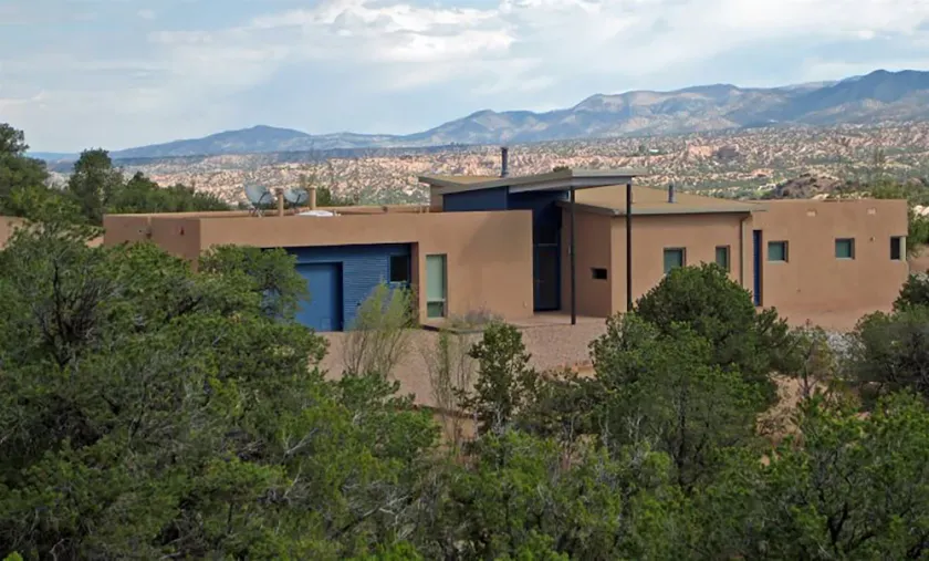 Butterfly House: Modern Home, Direct Mountain Views, 1 Acre, Near Santa Fe Opera - Image 1
