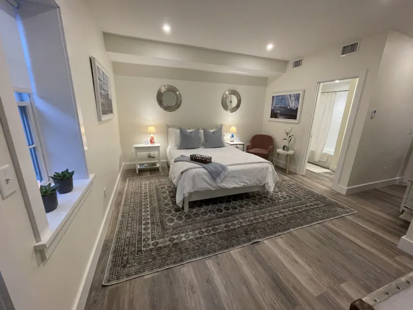 Private Modern Bedroom In a Central Location - Image 1