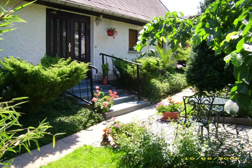 Apartment Rehn not far from the Kreischa health clinic - Image 1
