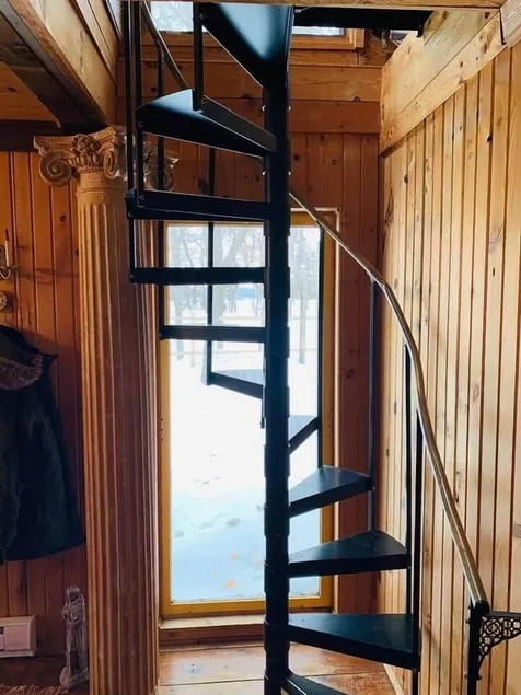 A Rustic Cabin on Long Lake - Image 1