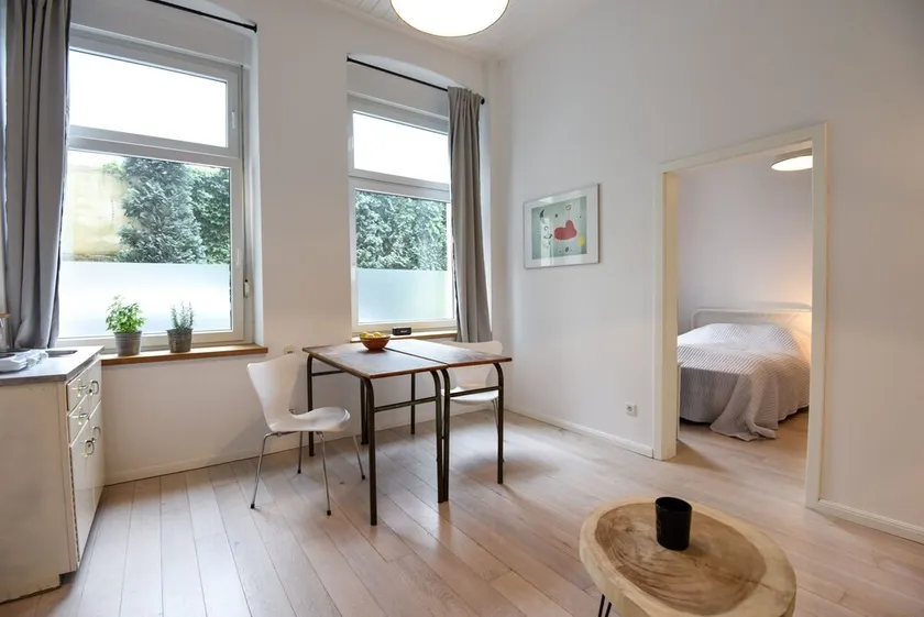 Small home in the center of Dusseldorf - Image 1