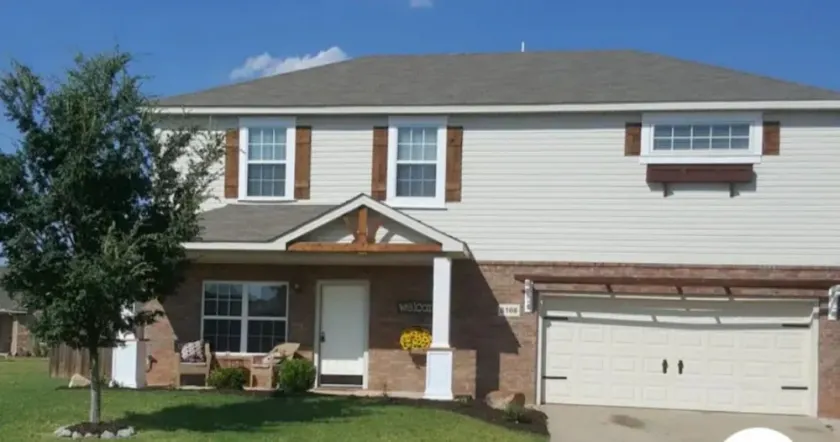 The Comfort Gathering , 4 bedrooms, 2 kings, 3 bath, sleeps 16, group-friendly. - Image 1