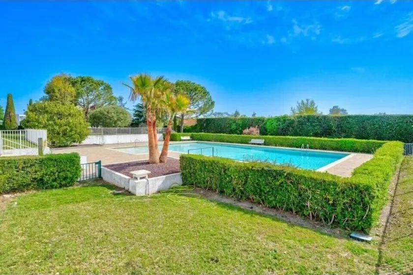Lovely 48 m2 appt with sea view and swimming pool - Image 1