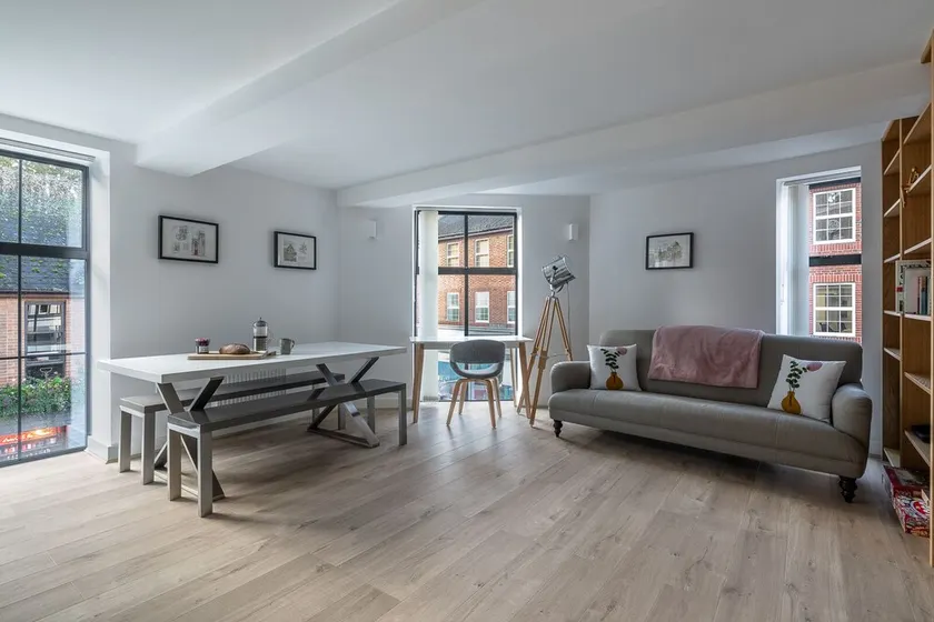 Modern flat in the heart of Oxford - Image 1