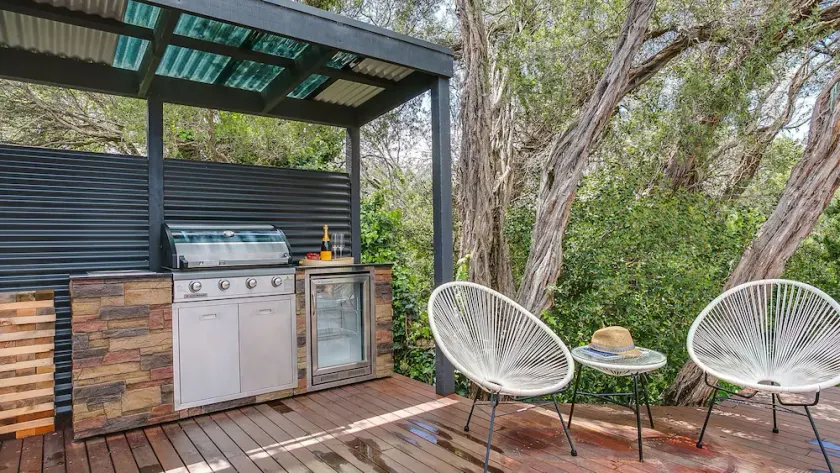 Elysian Beach House Rye - Image 1