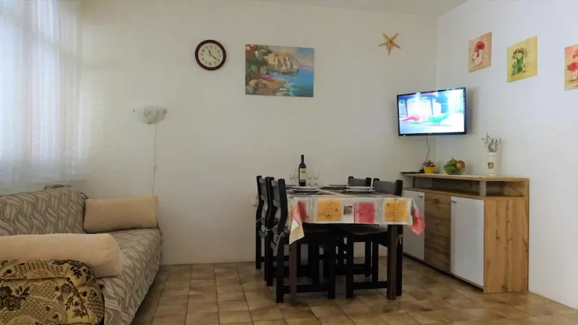 Holiday apartment with air conditioning - Image 1