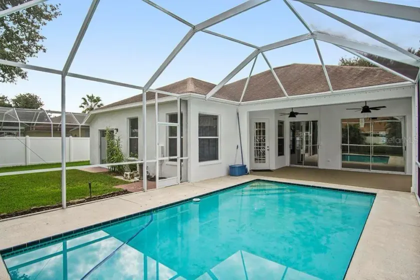 3 bedroom 2 bath Ranch with pool - Image 1