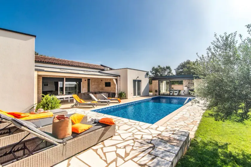 Villa Desiree by Villa Plus - Image 1