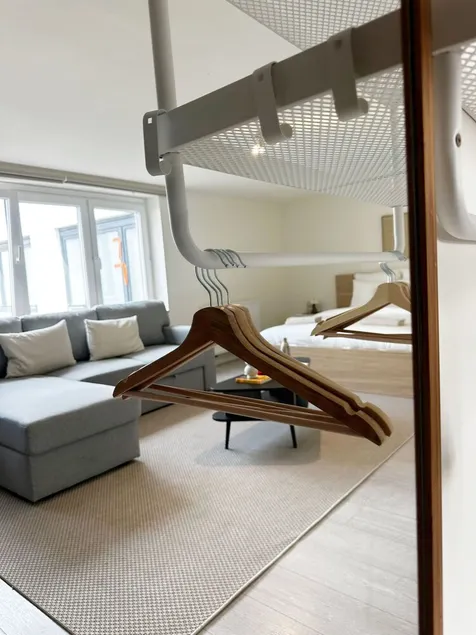 Comfortable 1BR Apt Central Ghent - Image 1