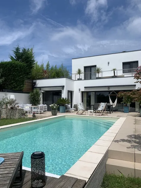 ANGLET, 8 pers COAST HOUSE WITH SWIMMING POOL, NEAR THE BEACH, cycle path, GOLF - Image 1