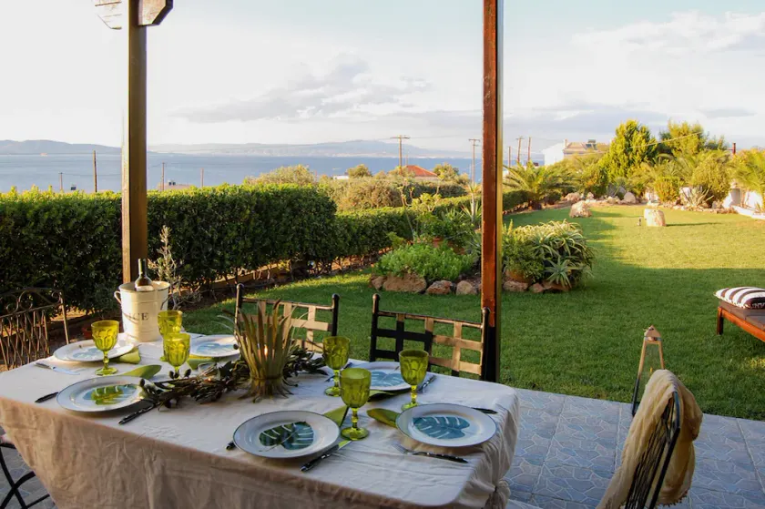 * Jardin paradisiaque de la Marina, vue mer de luxe, à 2 minutes à pied de la mer. - Image 1