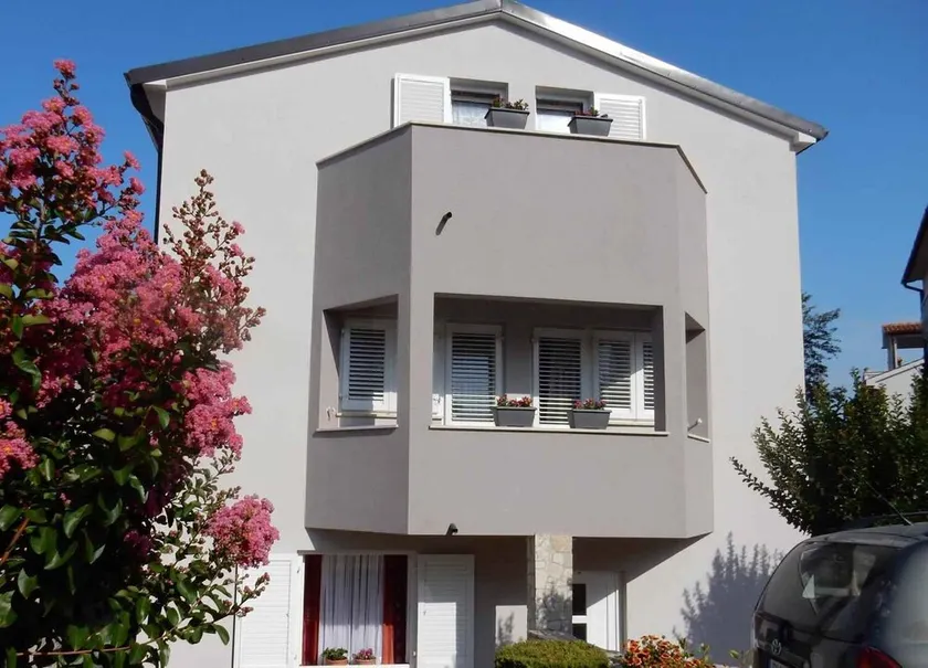 Holiday apartment with terrace - Image 1