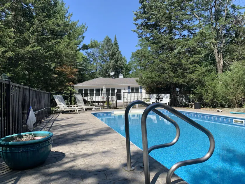 The Hudson Escape – Pool, Hot Tub, & 13 private acres of fun! - Image 1